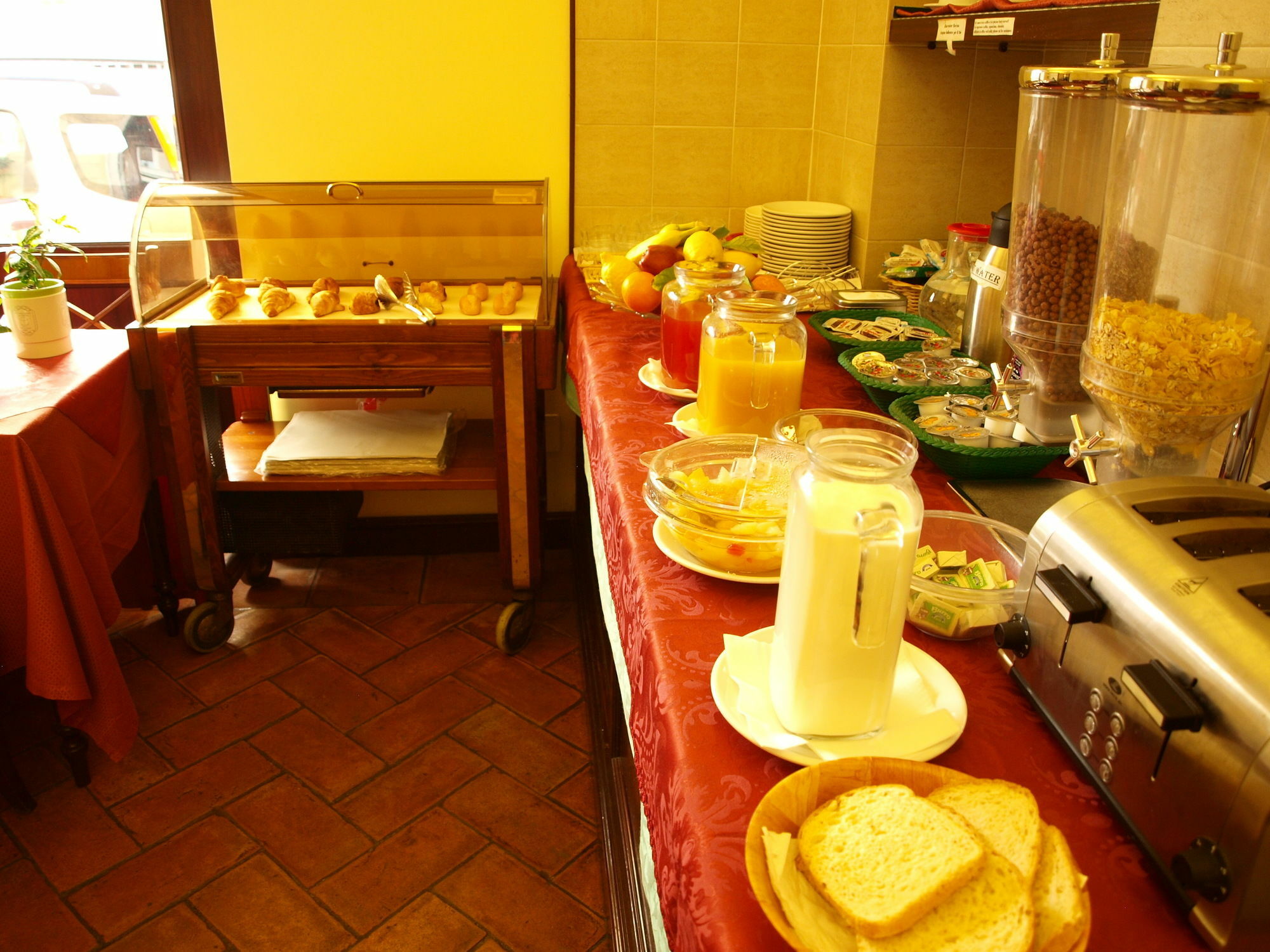 Hotel Trastevere Рим Екстериор снимка